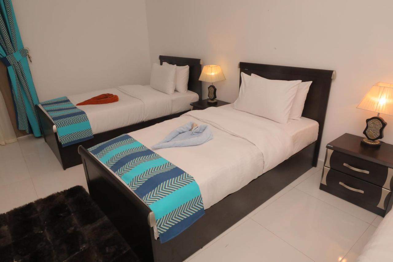 Pyramids Gem Plaza Hotel Kafrat al Jabal Exterior photo