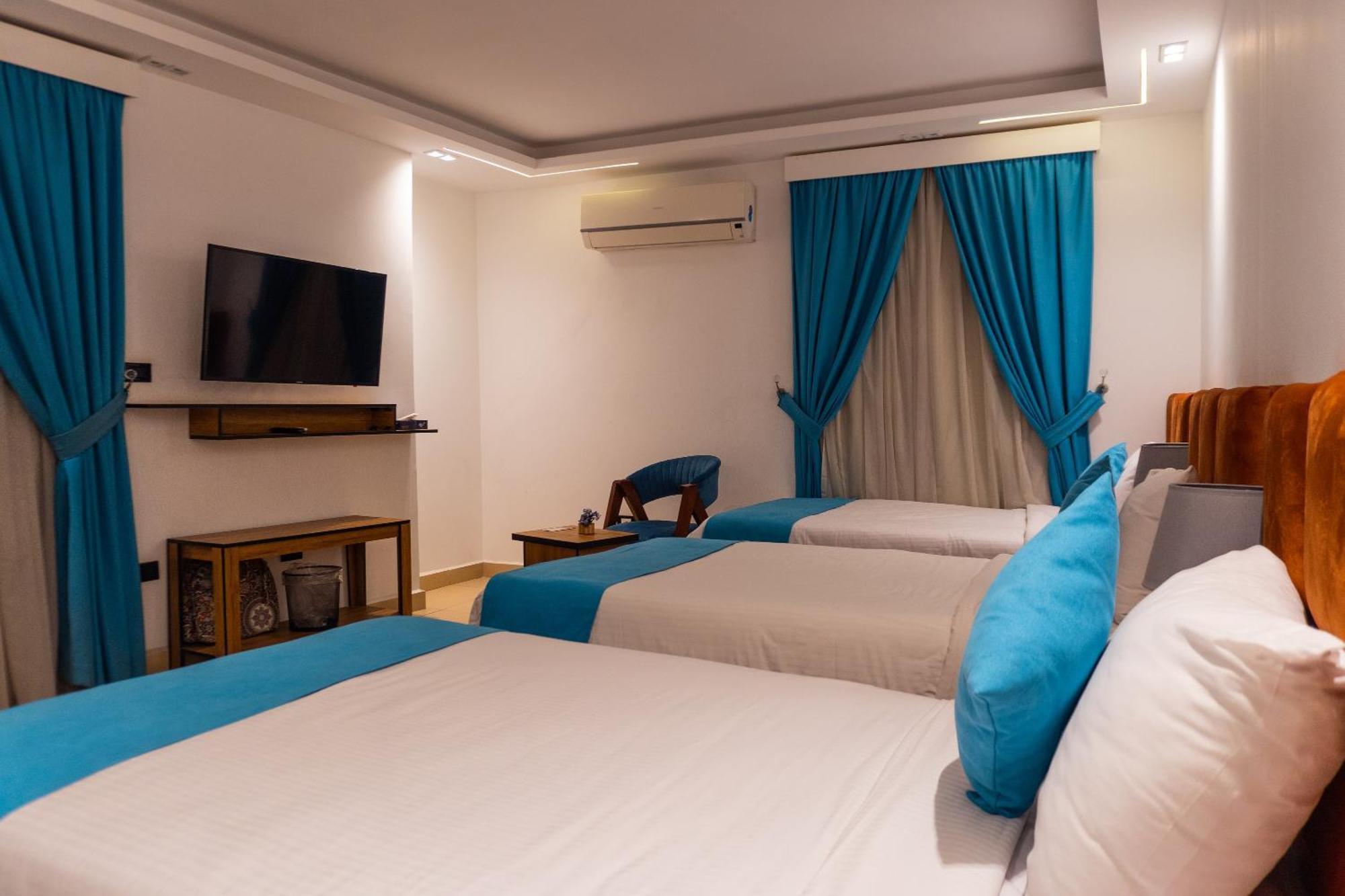 Pyramids Gem Plaza Hotel Kafrat al Jabal Exterior photo