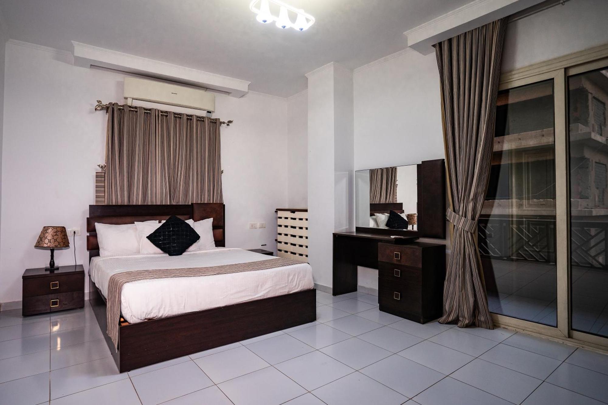 Pyramids Gem Plaza Hotel Kafrat al Jabal Exterior photo